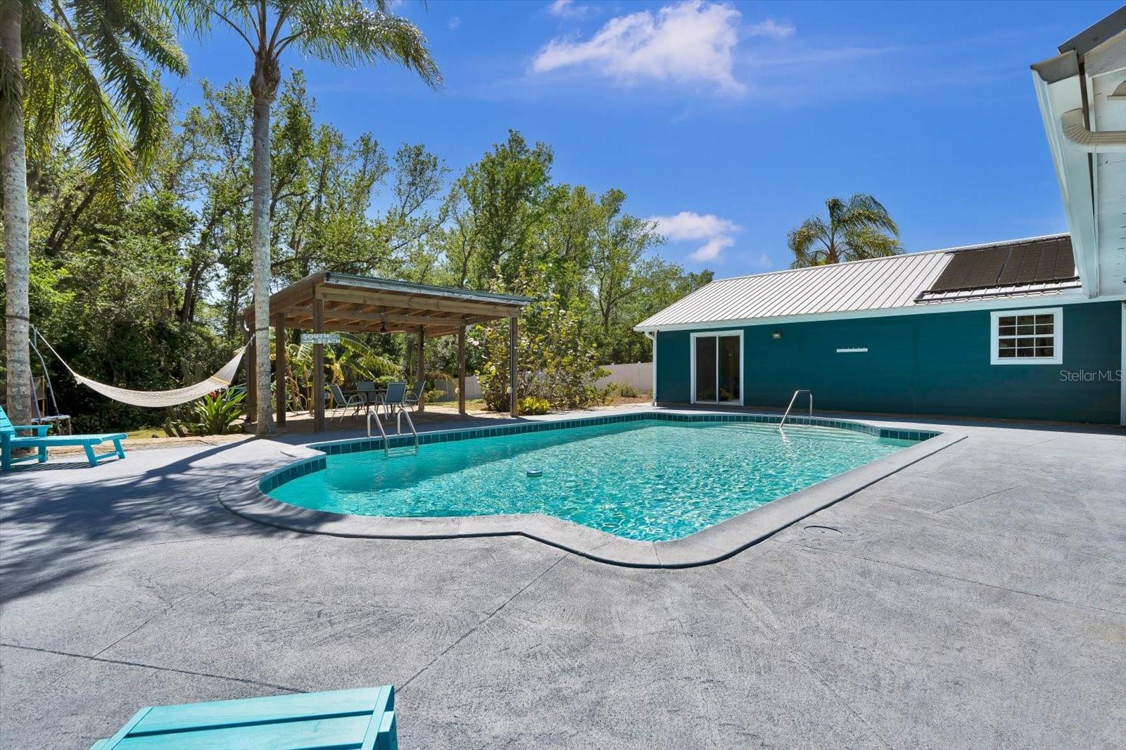 QUIET PLACE IN COUNTRY UNIT 01-04 - Residential