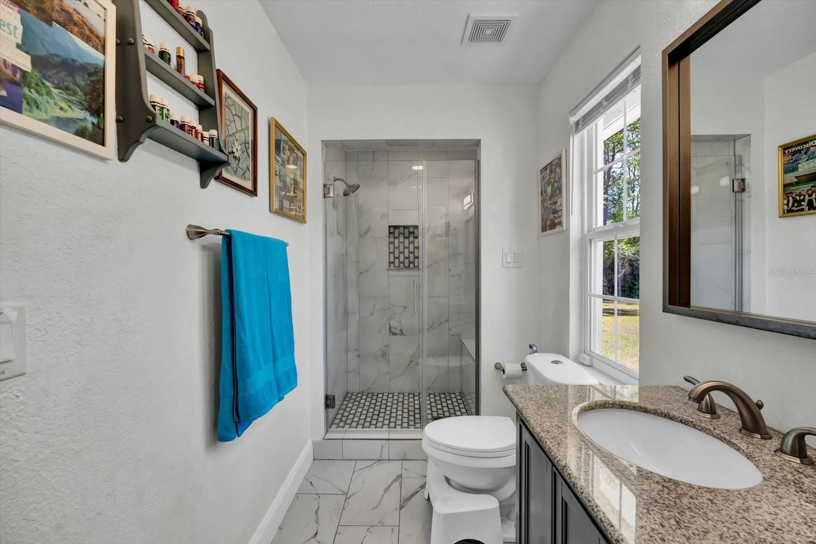 QUIET PLACE IN COUNTRY UNIT 01-04 - Residential