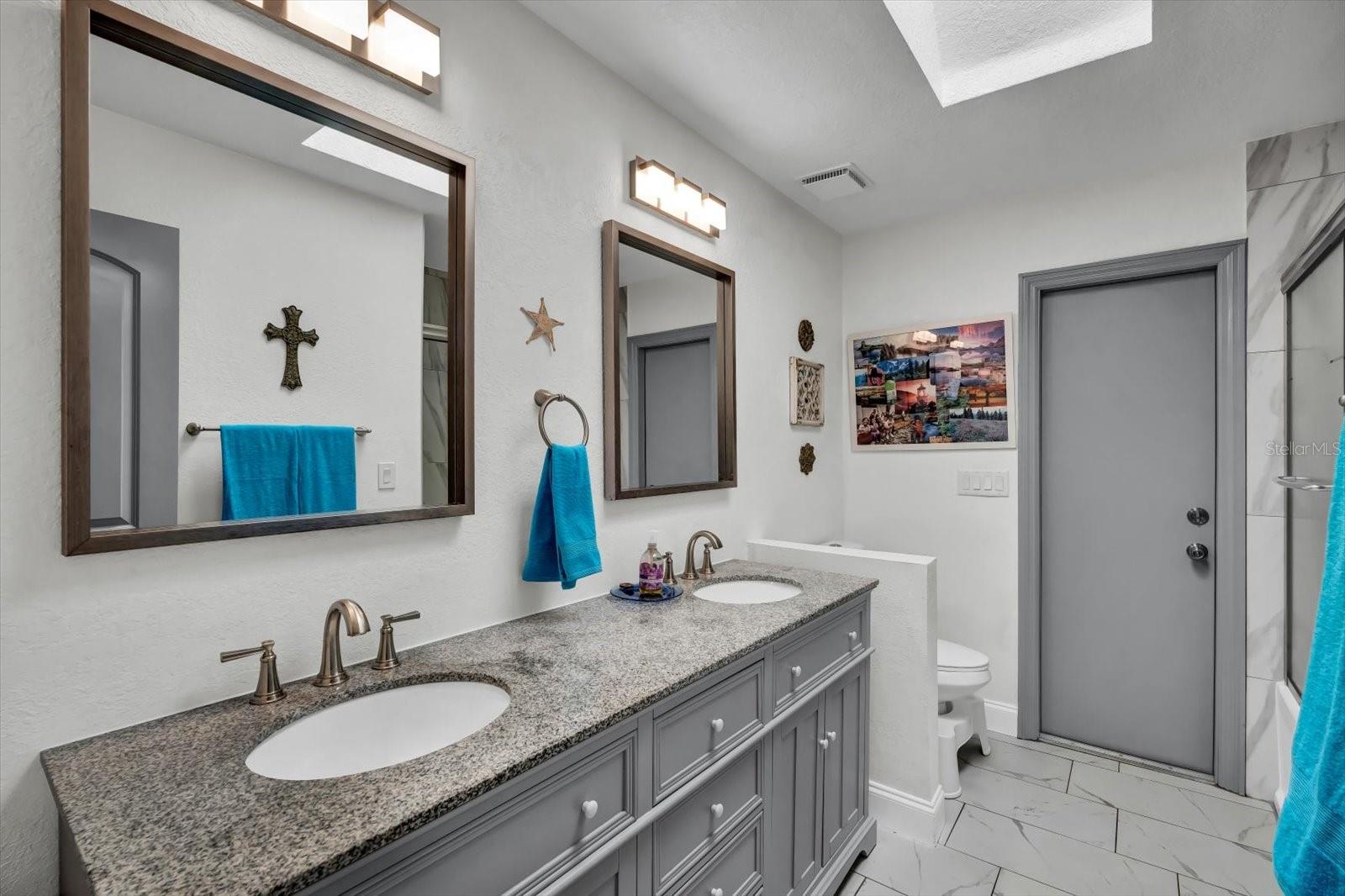 QUIET PLACE IN COUNTRY UNIT 01-04 - Residential