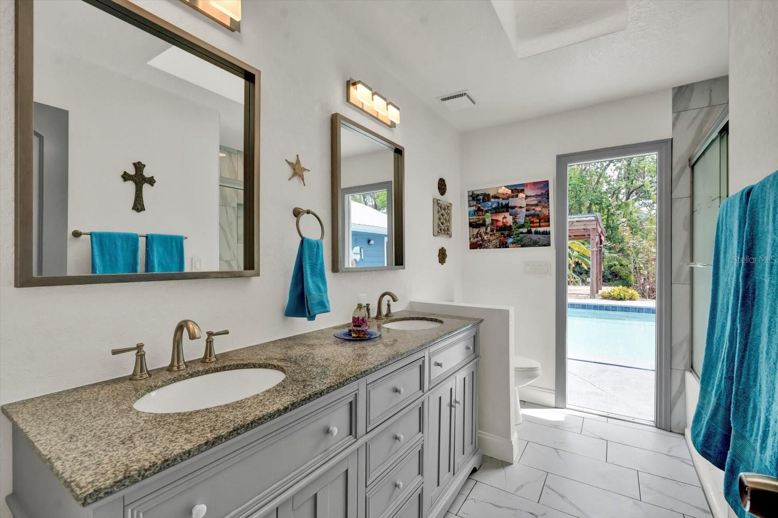 QUIET PLACE IN COUNTRY UNIT 01-04 - Residential