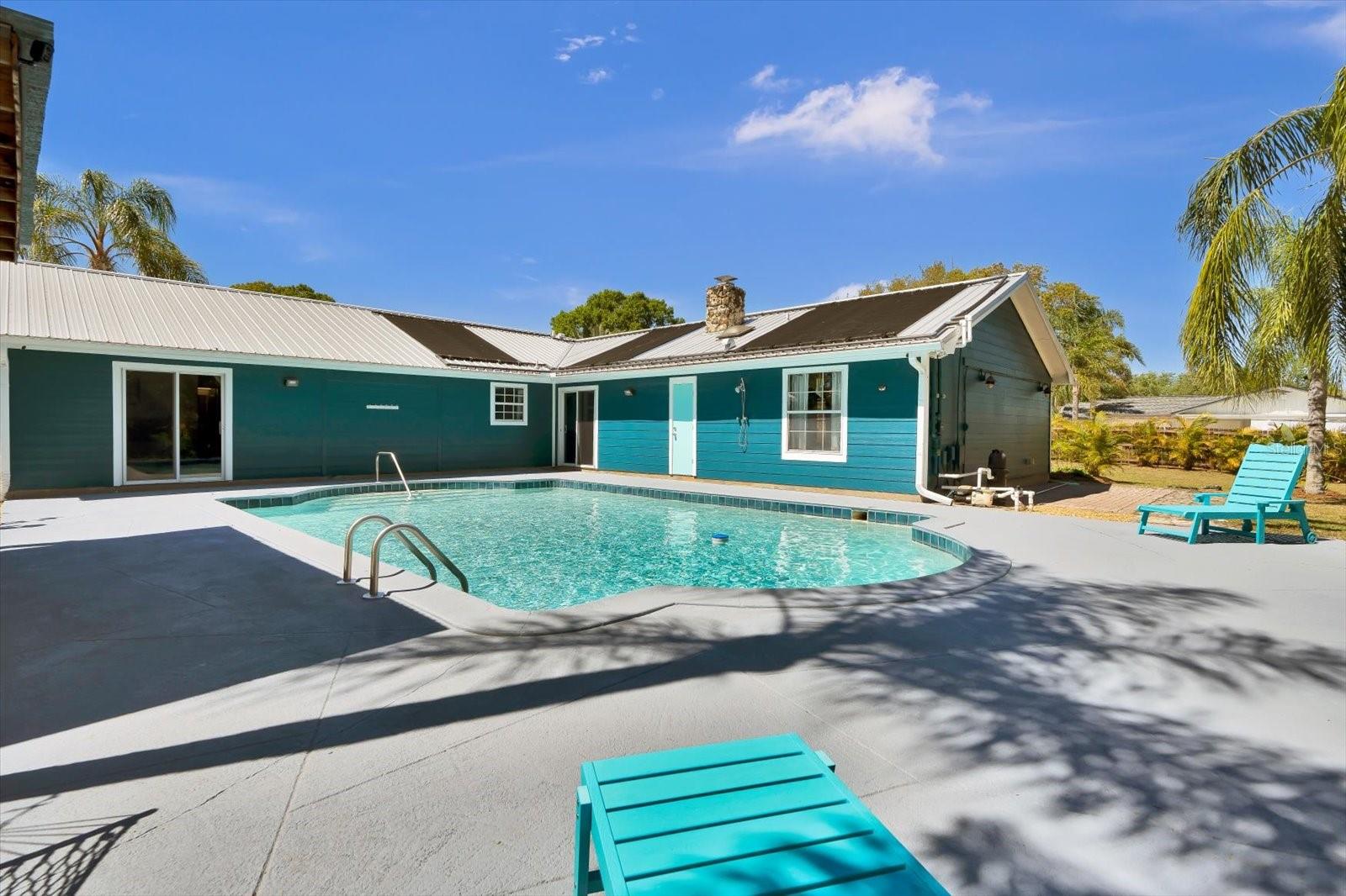 QUIET PLACE IN COUNTRY UNIT 01-04 - Residential