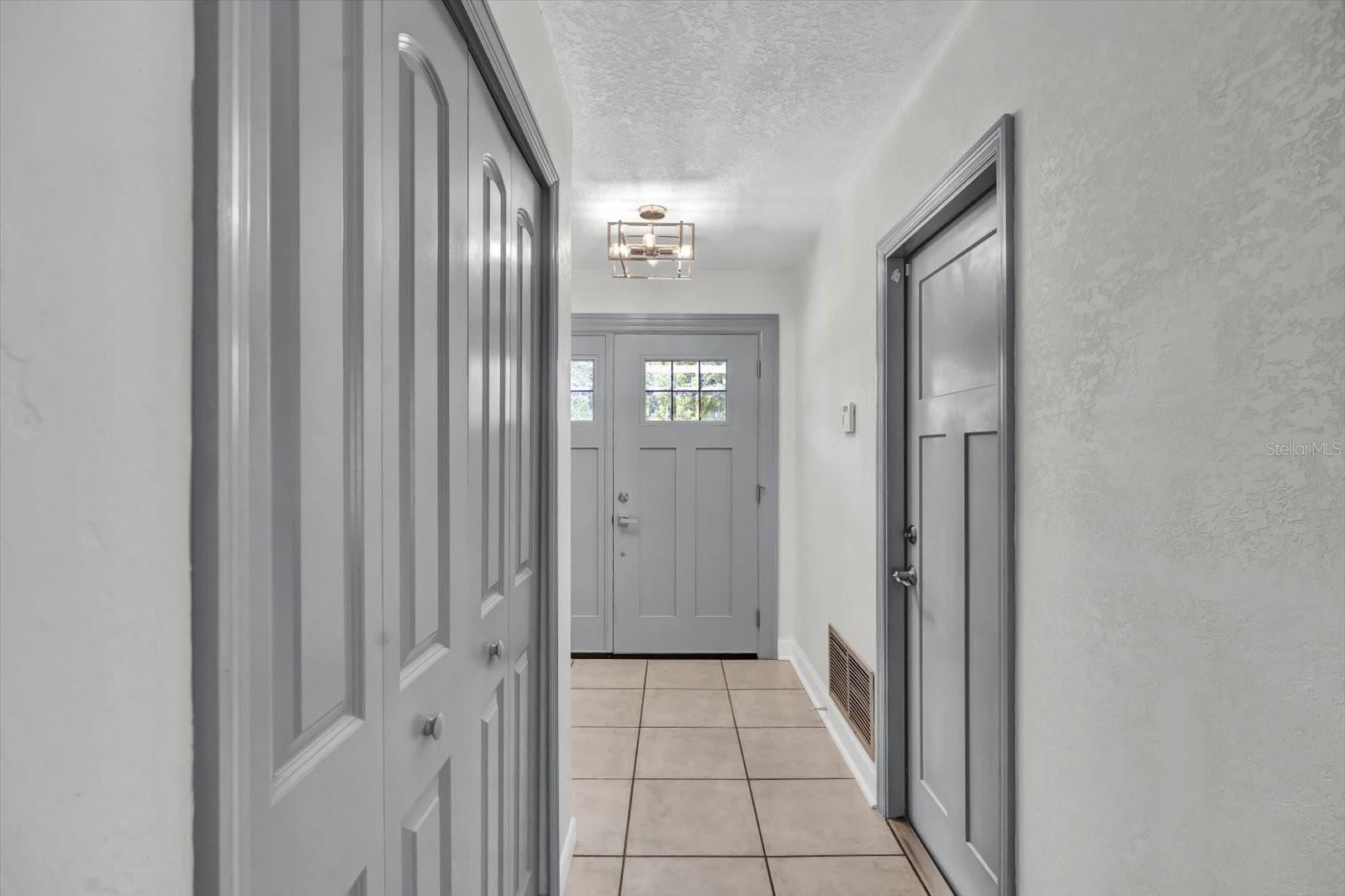 QUIET PLACE IN COUNTRY UNIT 01-04 - Residential