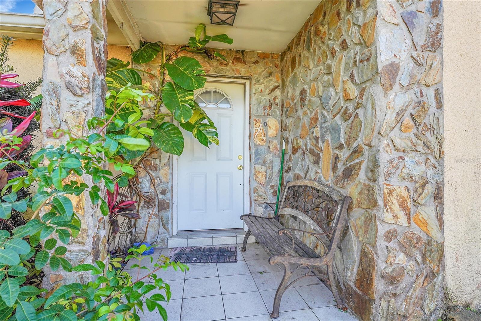 SUNLAND GARDENS - Residential