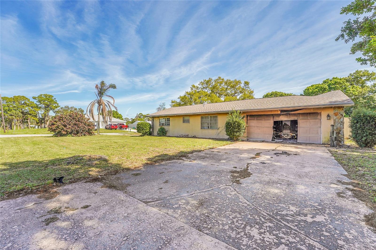 SUNLAND GARDENS - Residential