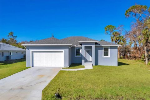 A home in PORT CHARLOTTE