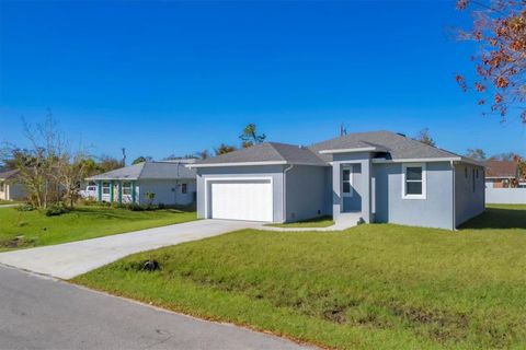 A home in PORT CHARLOTTE