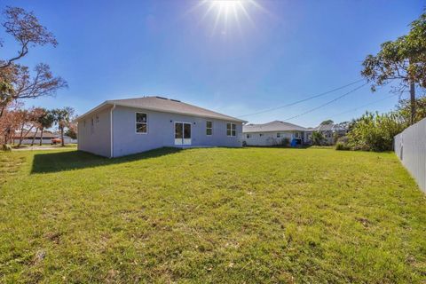 A home in PORT CHARLOTTE