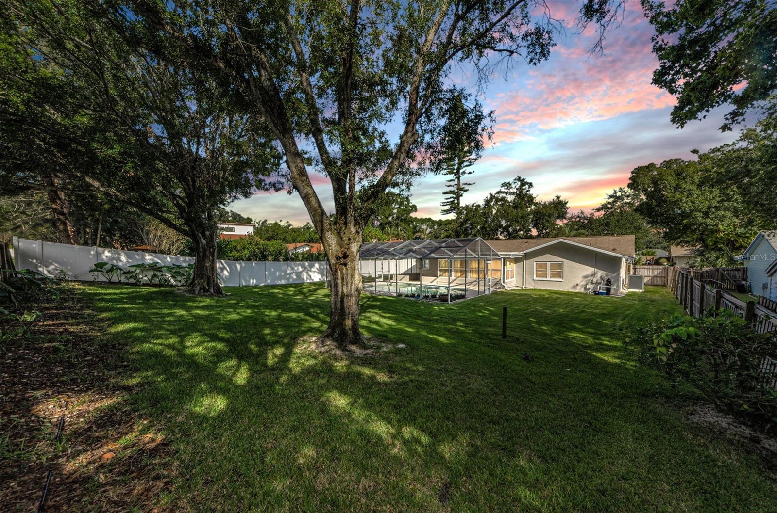 SPANISH VISTAS - Residential