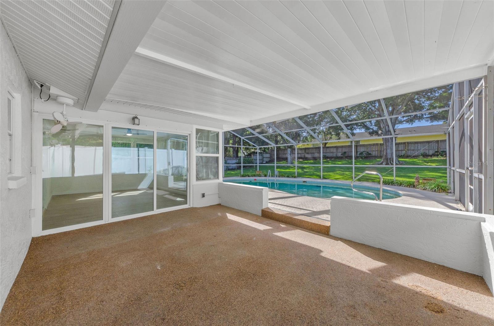 SPANISH VISTAS - Residential
