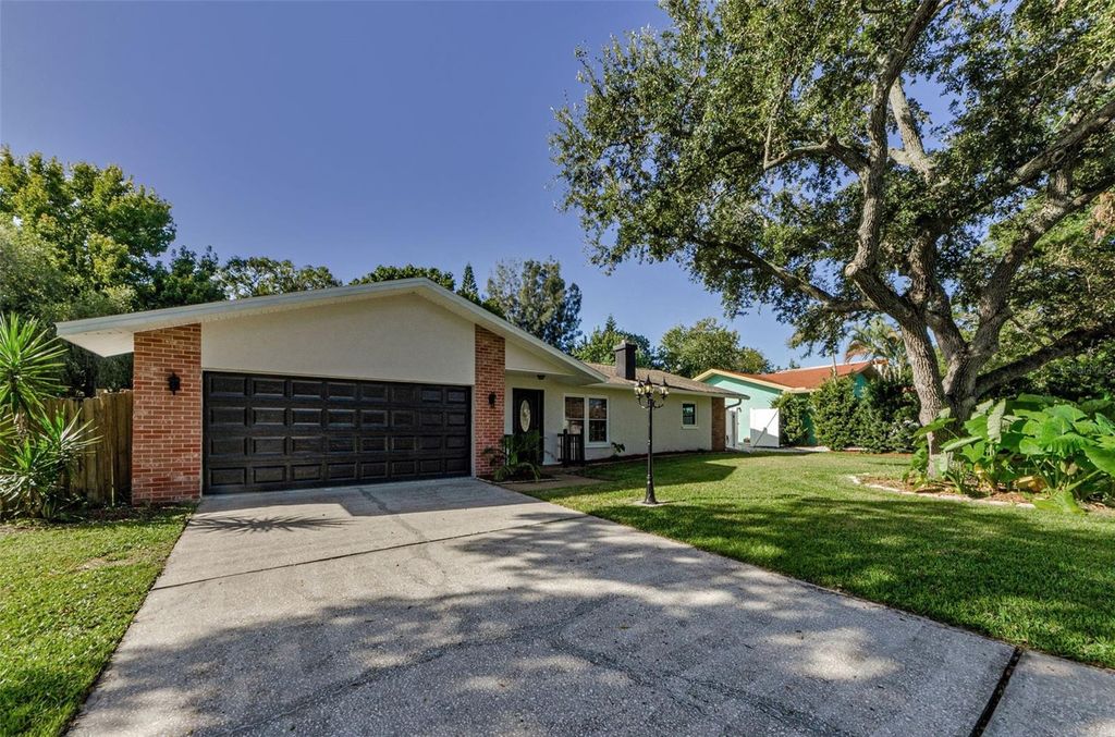 Photo of 2237 Spanish Vistas Drive, Dunedin, FL 34698 (MLS # TB8434704)