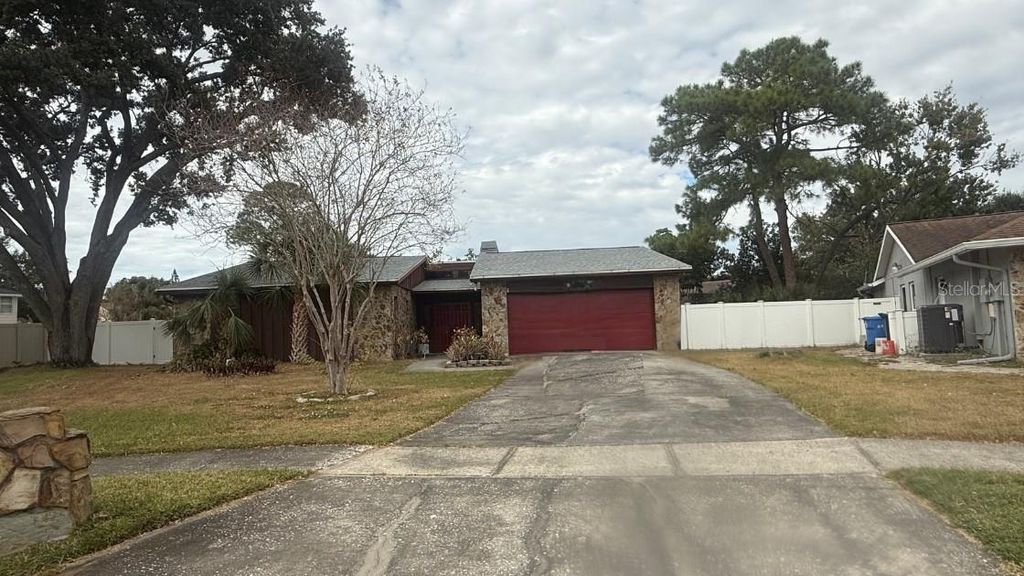 Photo of 3303 El Monte Court, Tampa, FL 33614 (MLS # TB8453888)