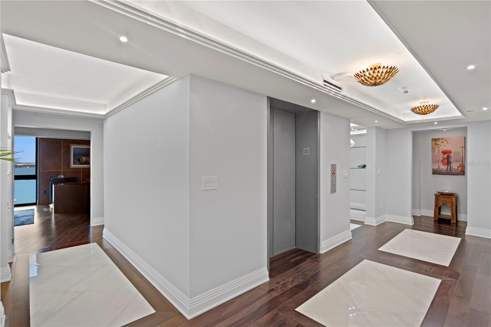 MONTE CARLO TOWERS A CONDOMINI - Residential Lease