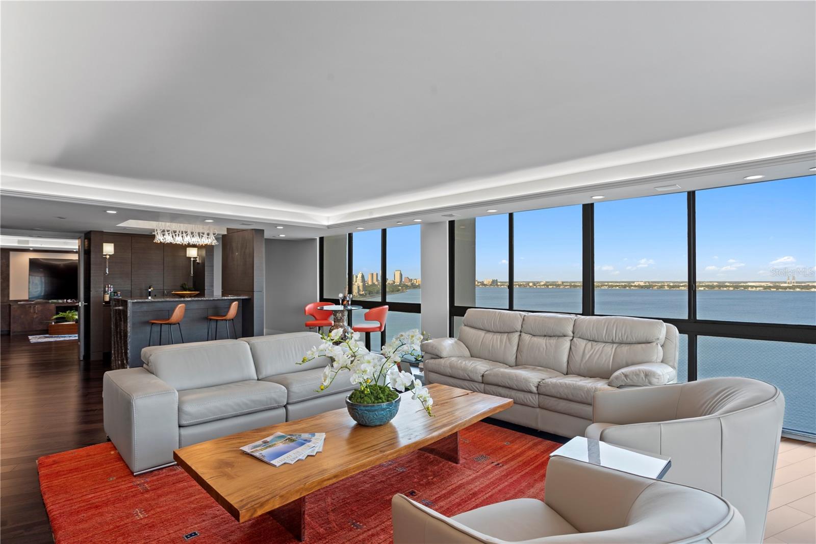 MONTE CARLO TOWERS A CONDOMINI - Residential Lease