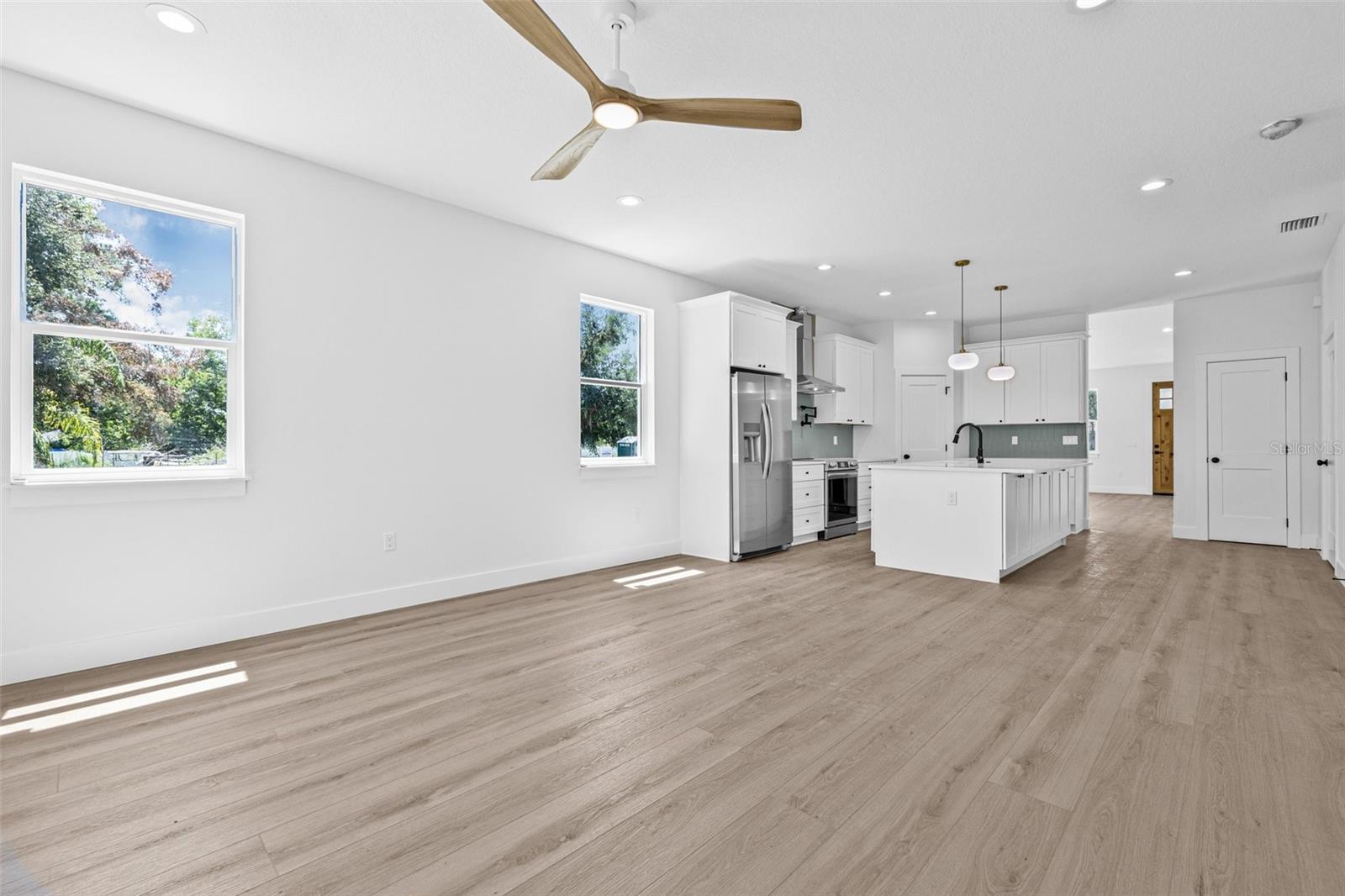 03V | TOWN OF CITRUS PARK - Residential