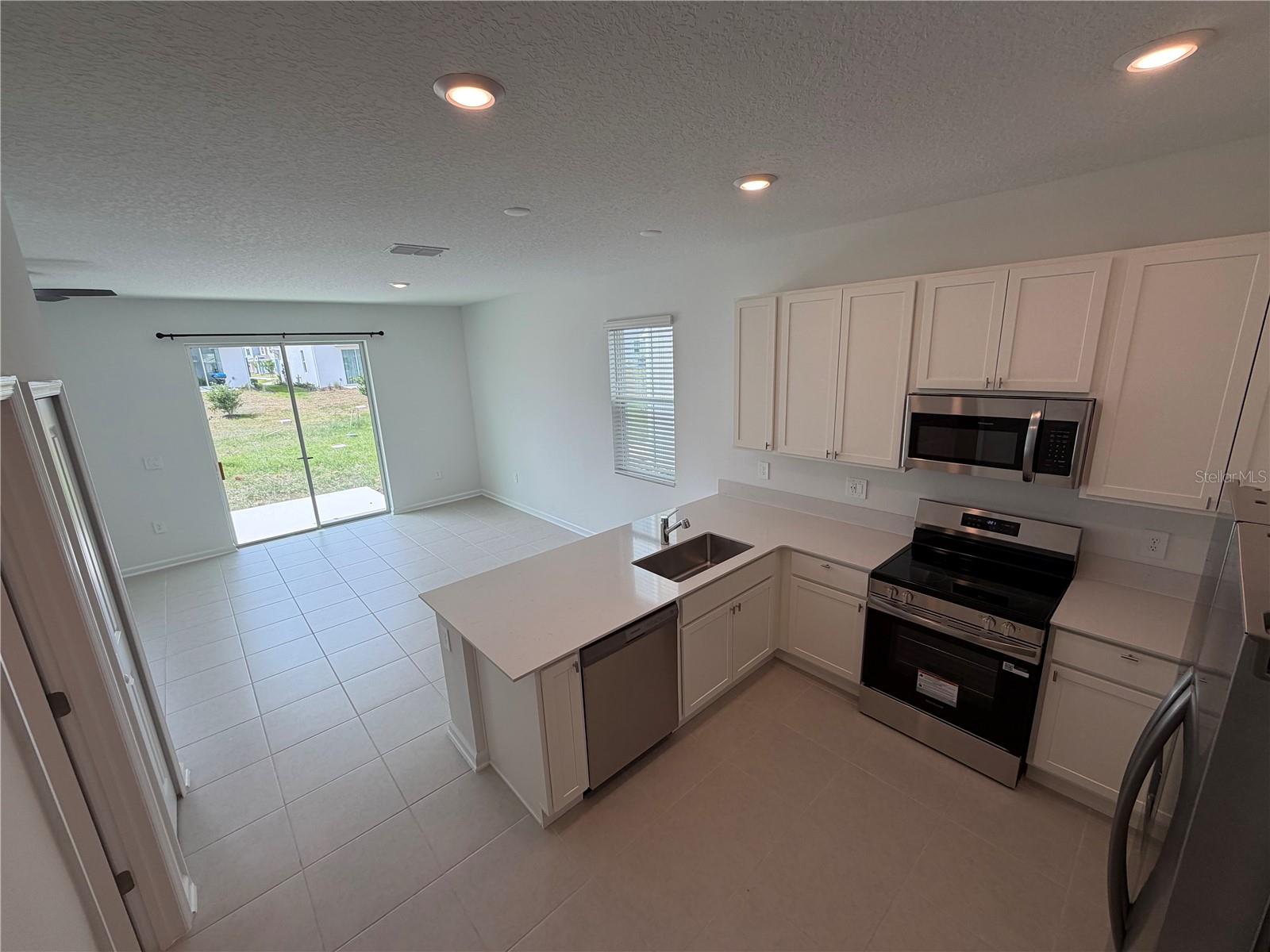 WELLNESS RDG PH 3 - Residential Lease