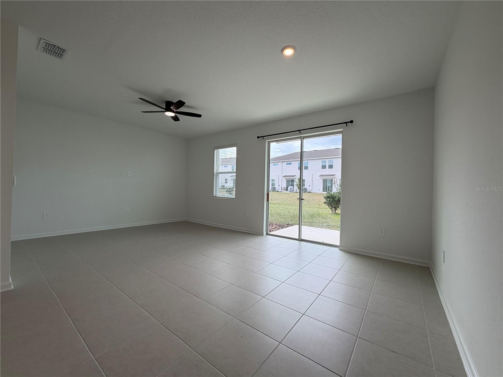 WELLNESS RDG PH 3 - Residential Lease