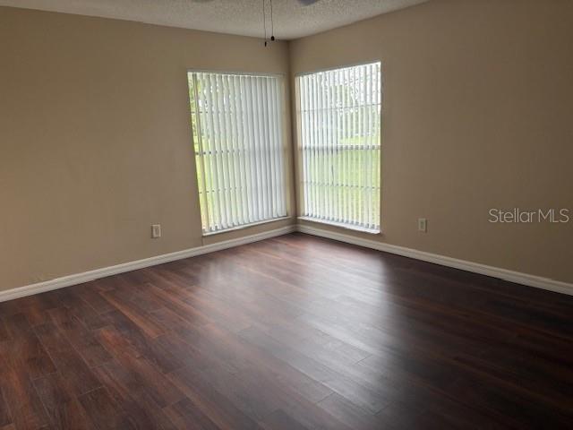 STERLING PARK UNIT 04 - Residential Lease