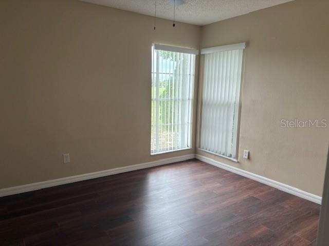 STERLING PARK UNIT 04 - Residential Lease