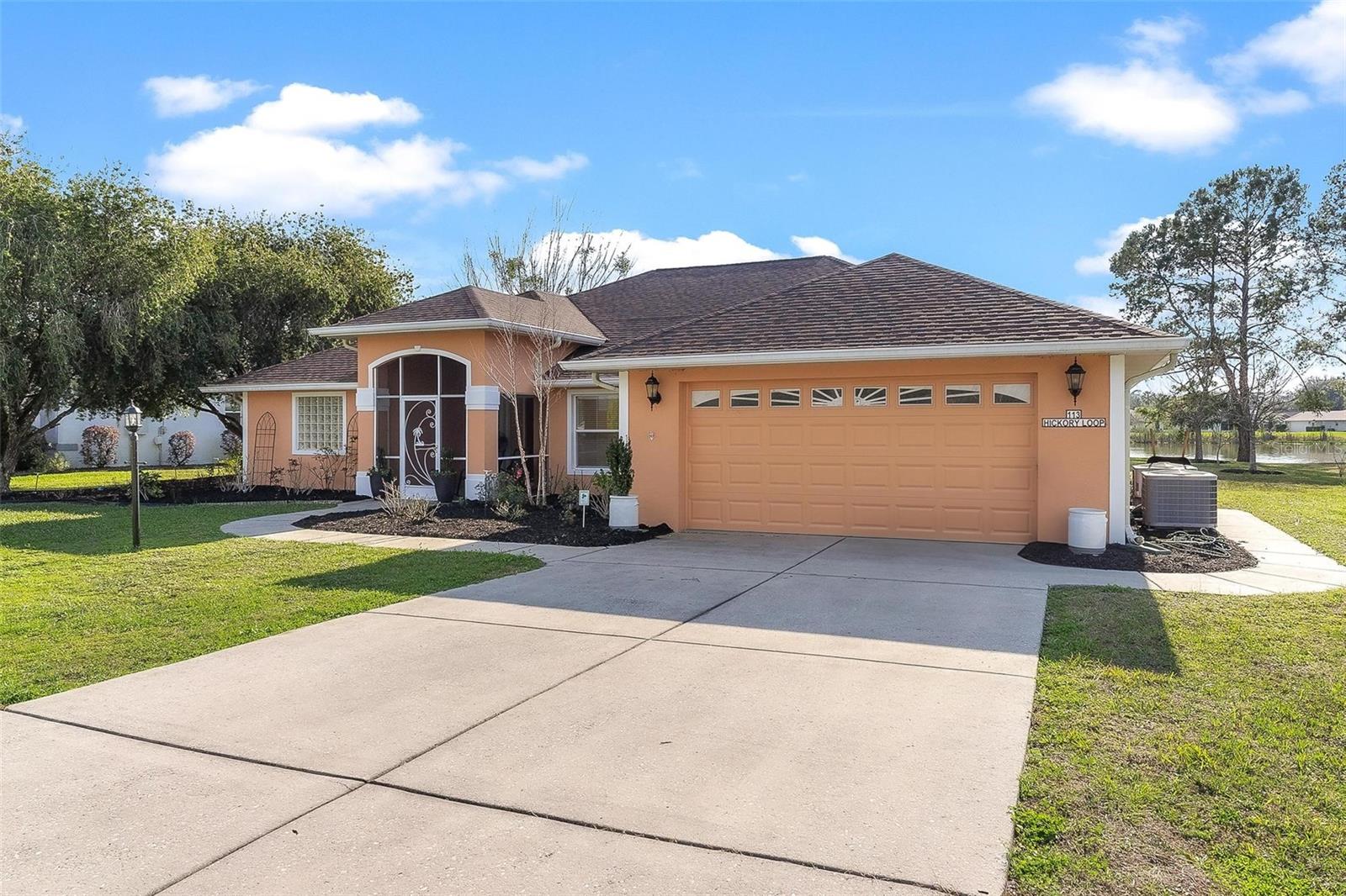 113 HICKORY LOOP