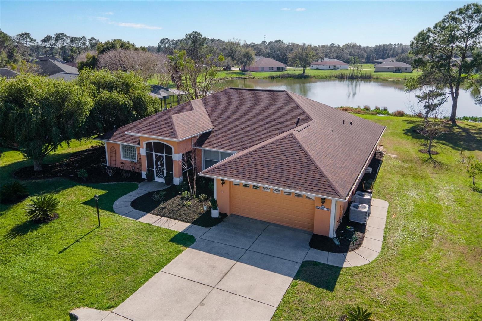 113 HICKORY LOOP