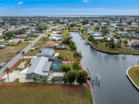 A home in PORT CHARLOTTE