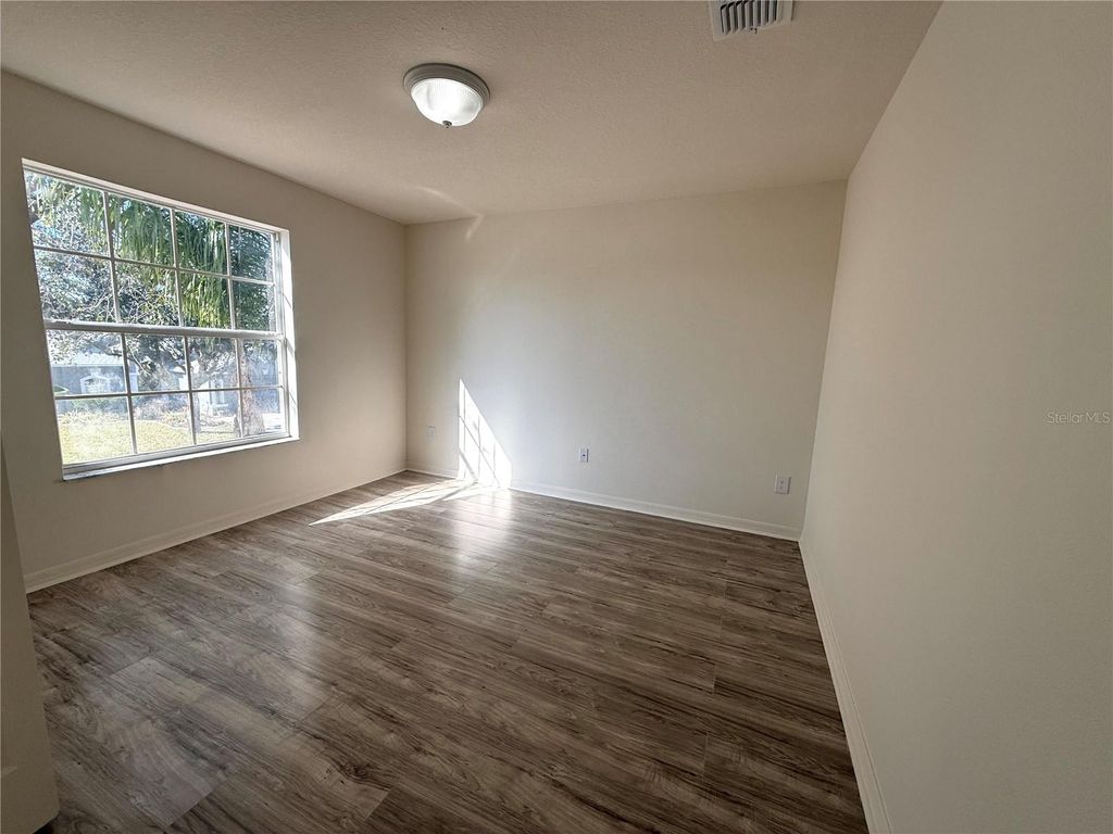 listing image 54