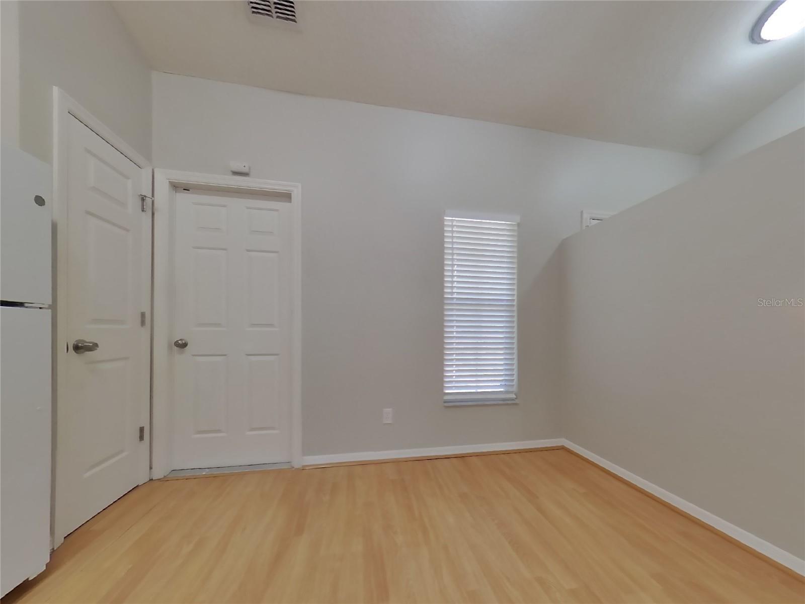 MASCOTTE BAY RIDGE SUB - Residential Lease