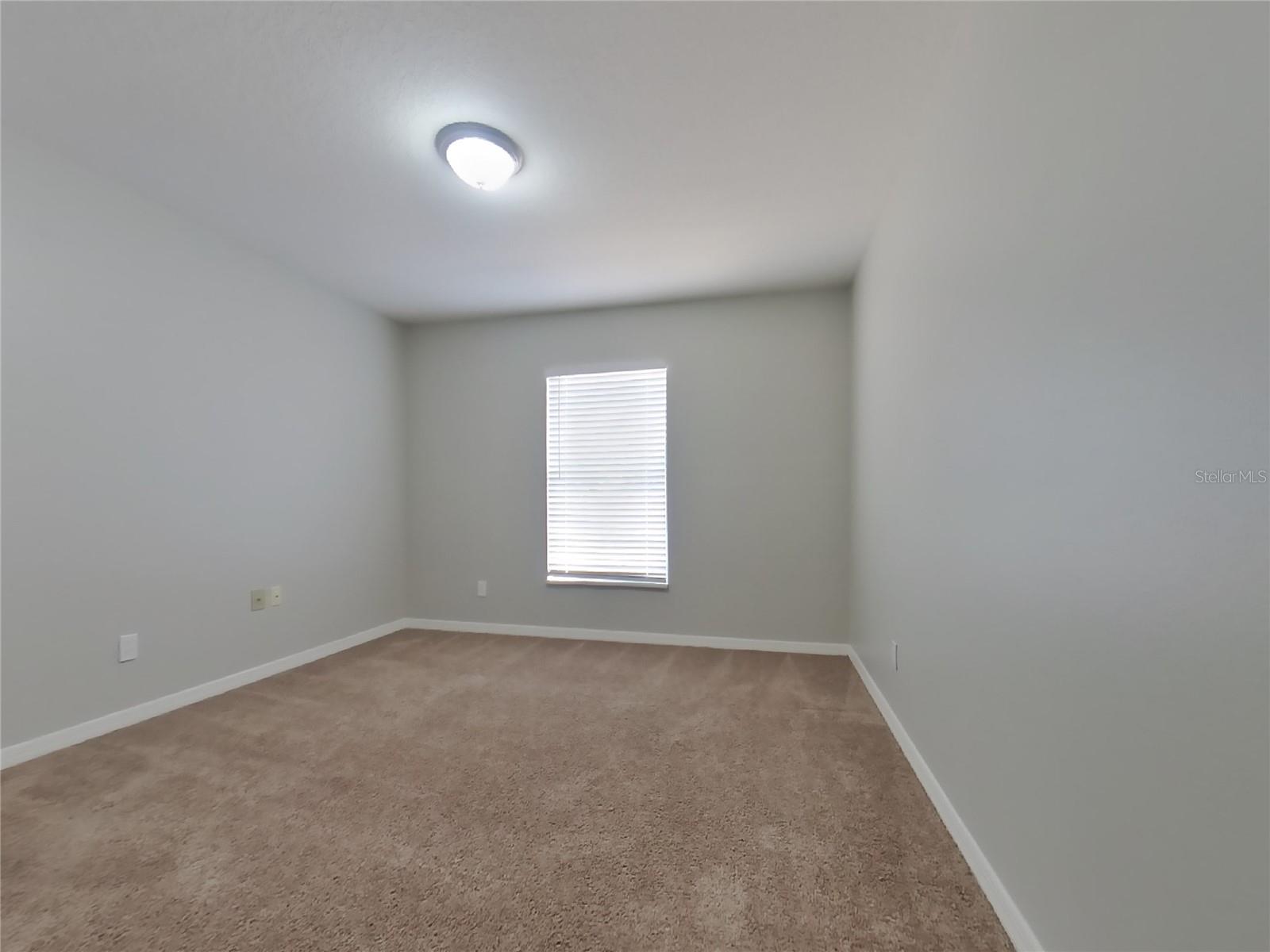 MASCOTTE BAY RIDGE SUB - Residential Lease