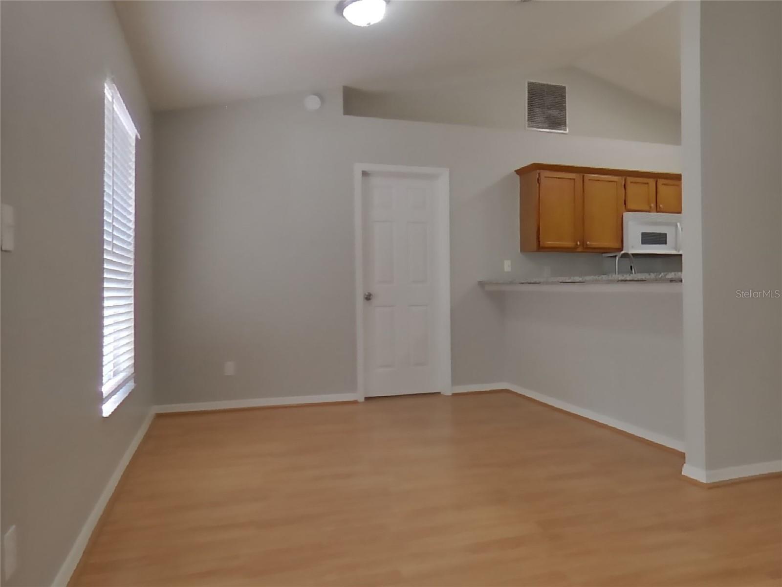 MASCOTTE BAY RIDGE SUB - Residential Lease