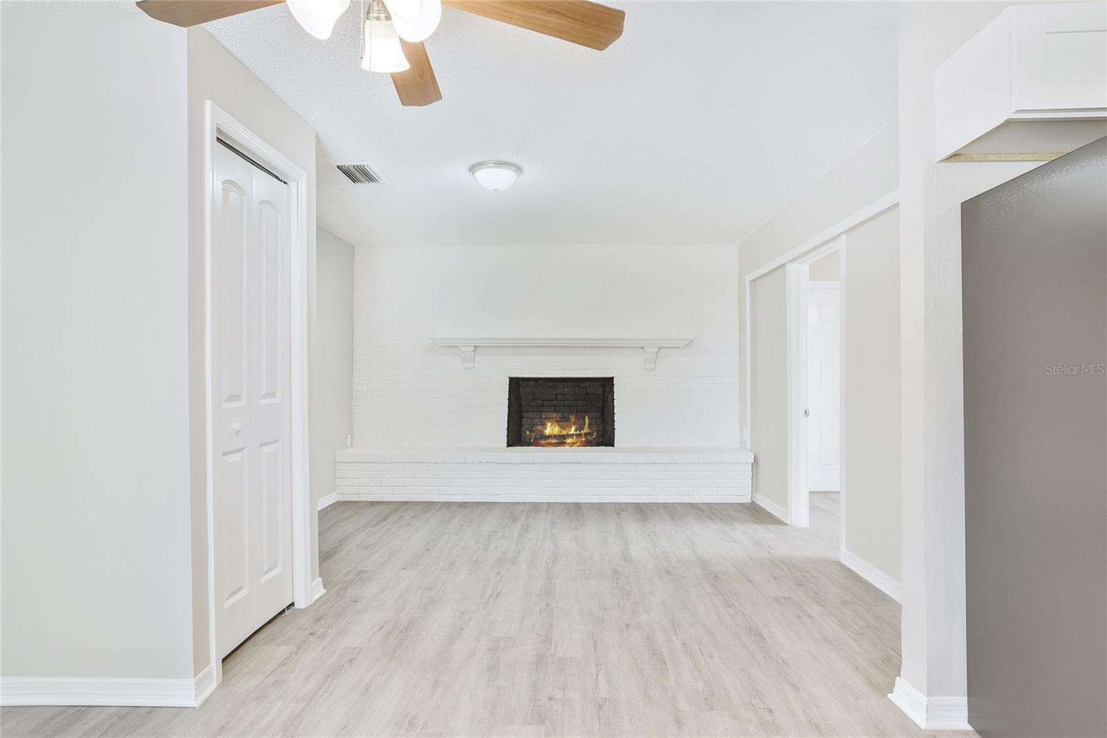 RICHMOND HEIGHTS - Residential Lease