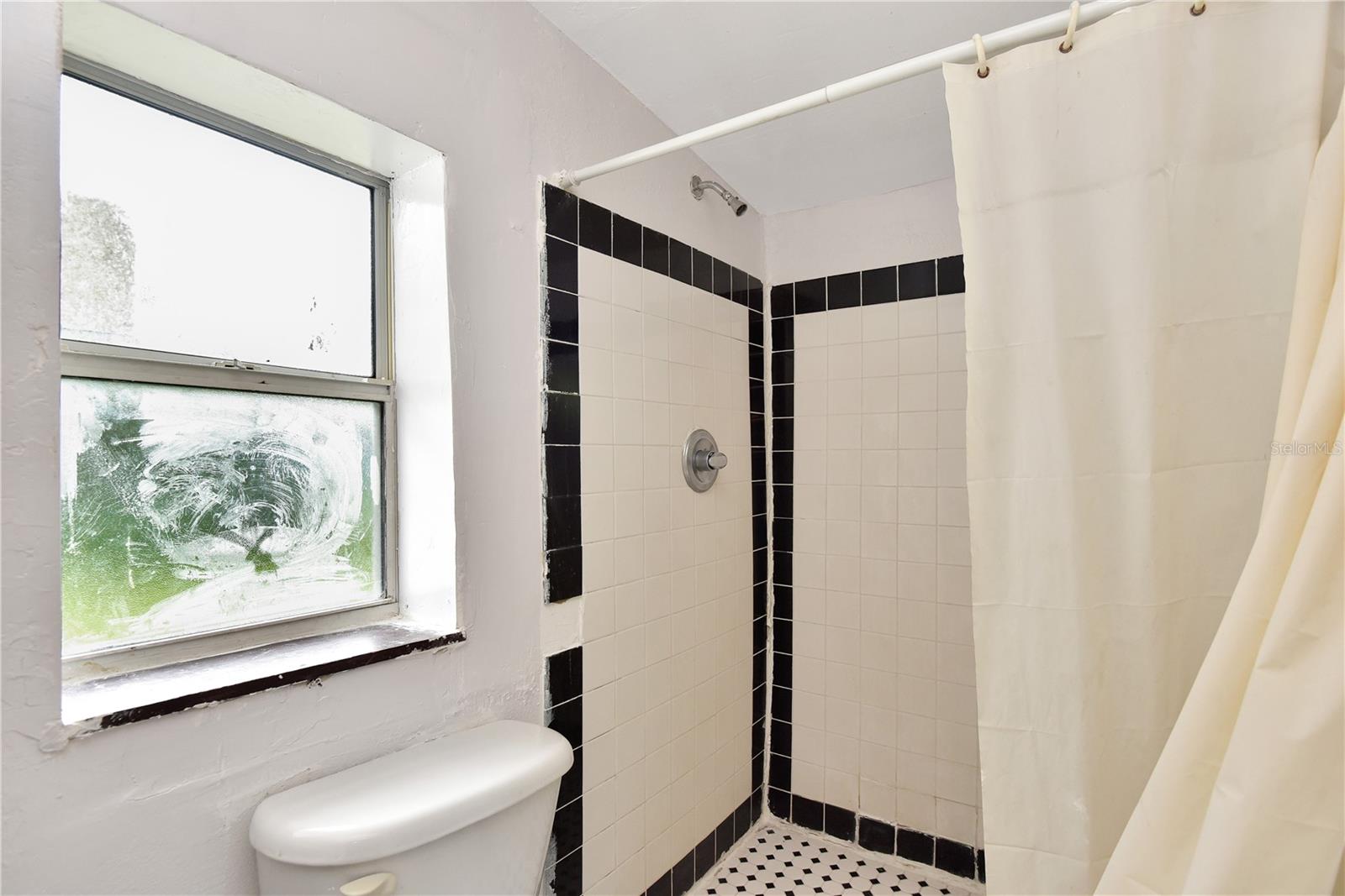 AVONDALE PARK 02 - Commercial Sale