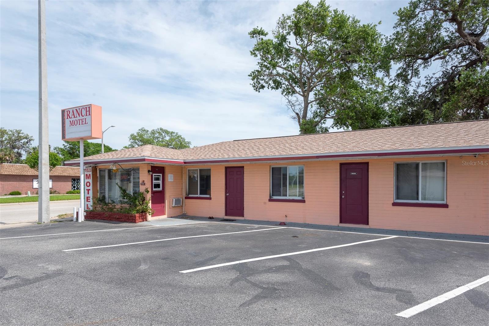 AVONDALE PARK 02 - Commercial Sale