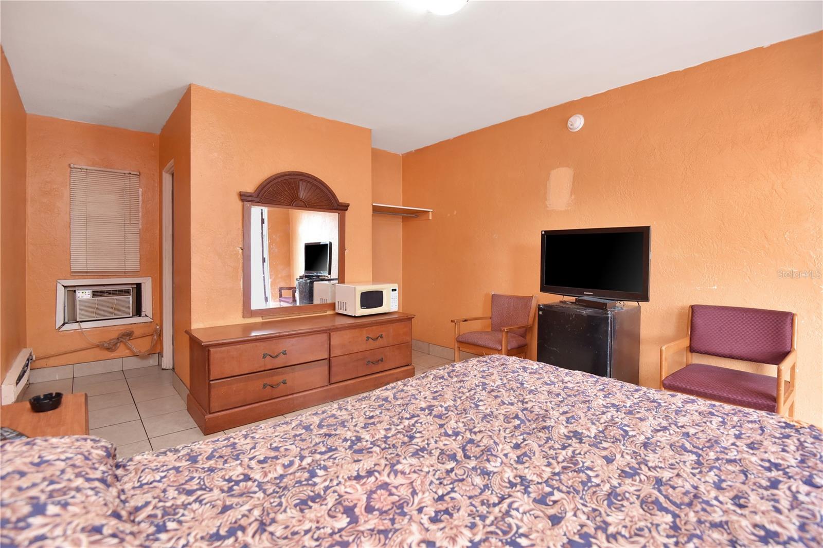 AVONDALE PARK 02 - Commercial Sale