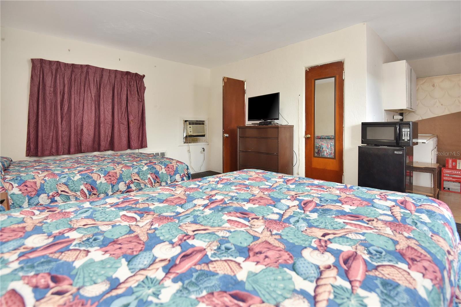 AVONDALE PARK 02 - Commercial Sale