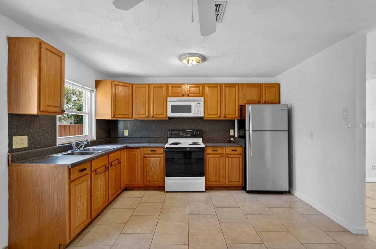 DAYTONA ESTATES - Residential