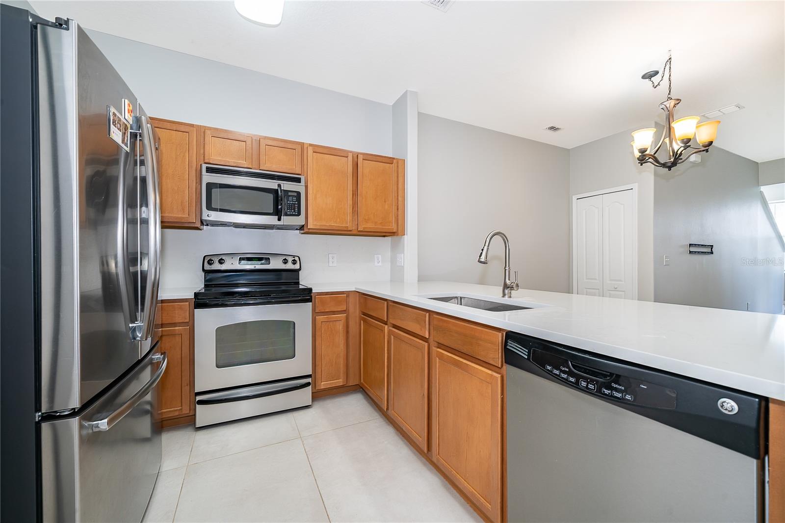 WYNDHAM LAKES ESTATES - Residential Lease