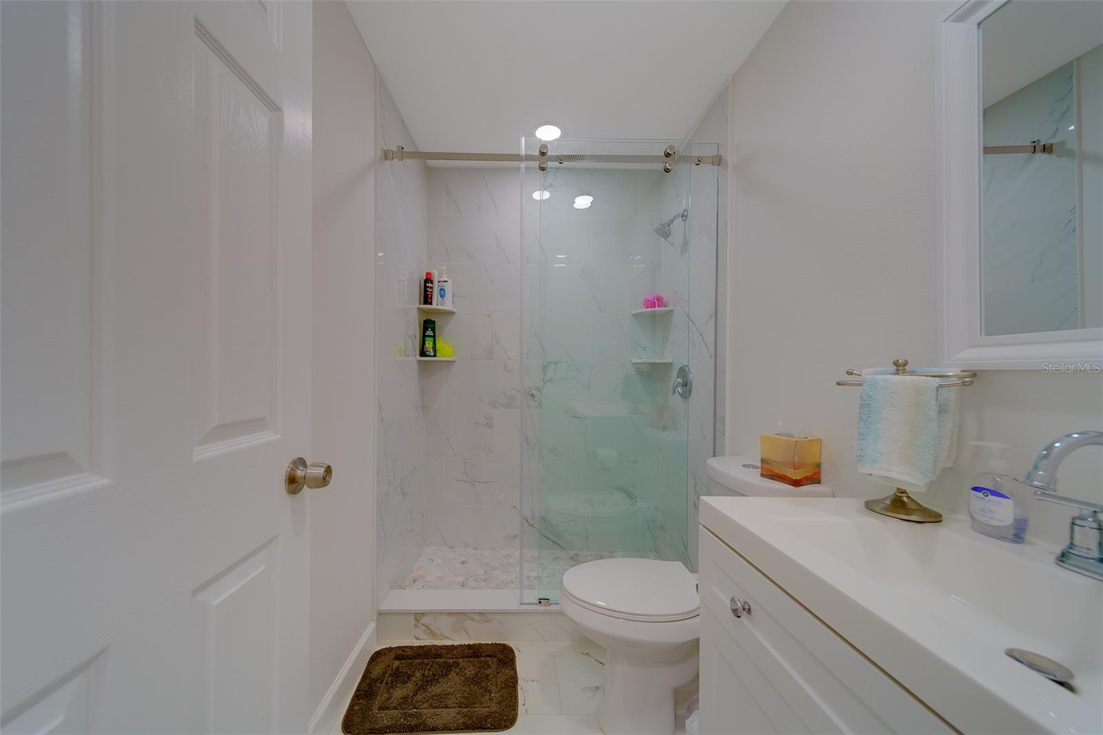 MEDITERRANEAN MANORS - Residential