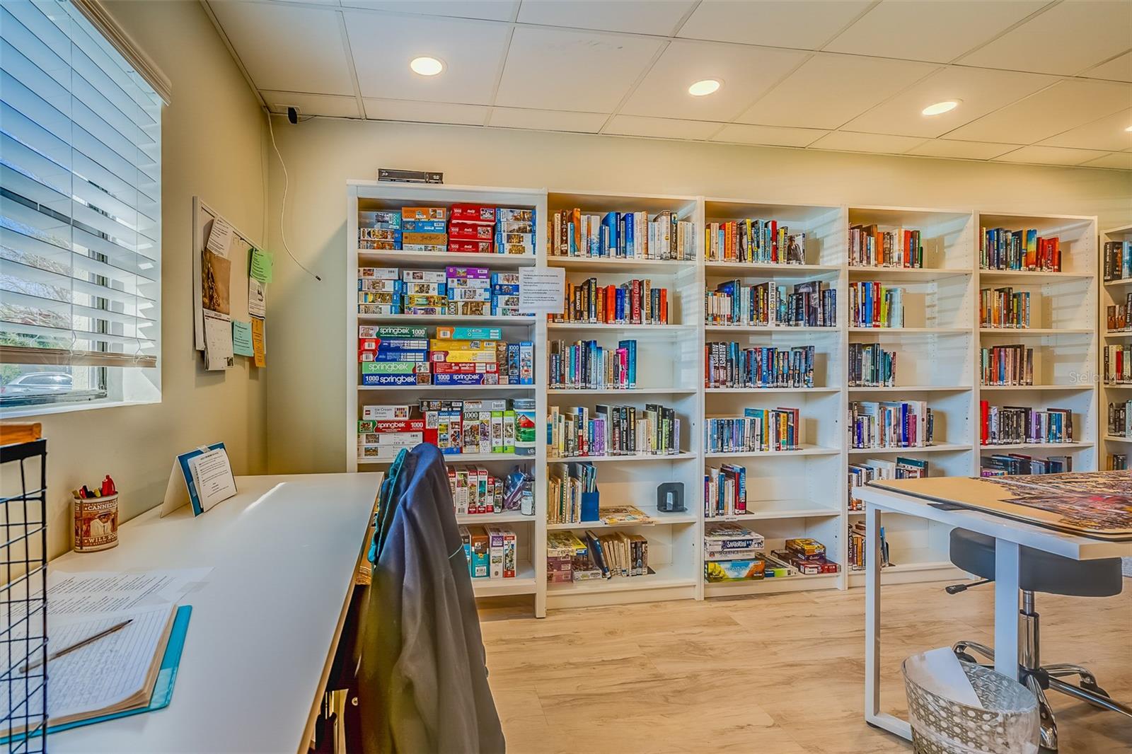 MEDITERRANEAN MANORS - Residential