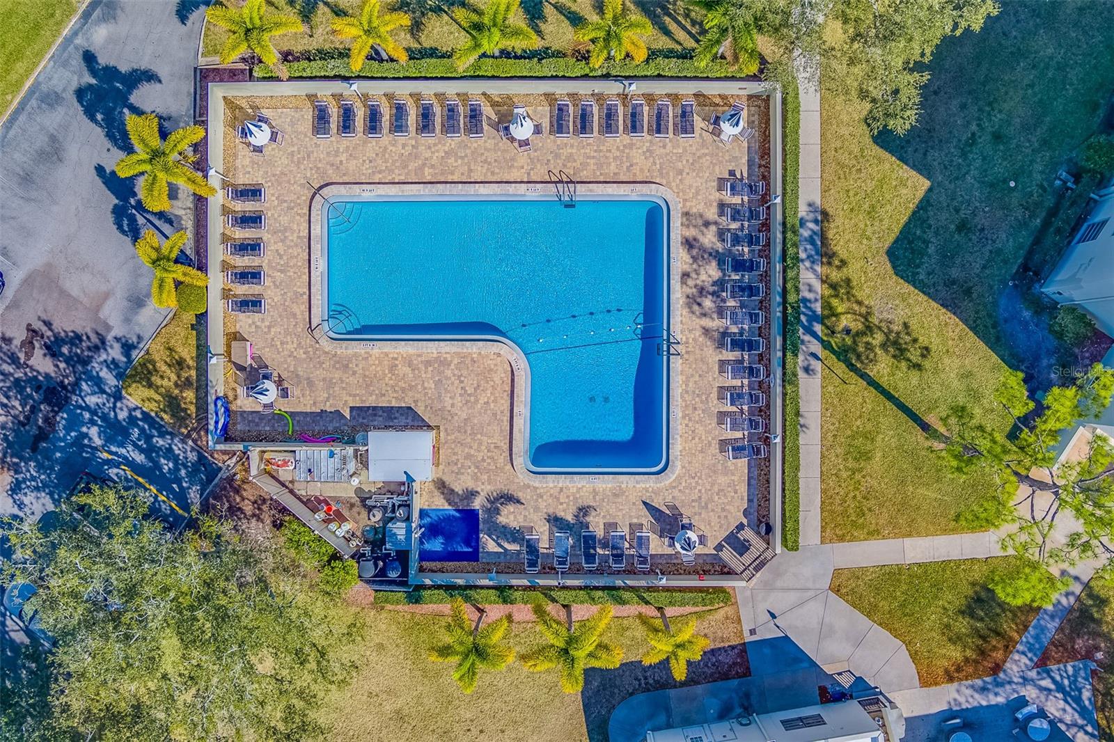 MEDITERRANEAN MANORS - Residential