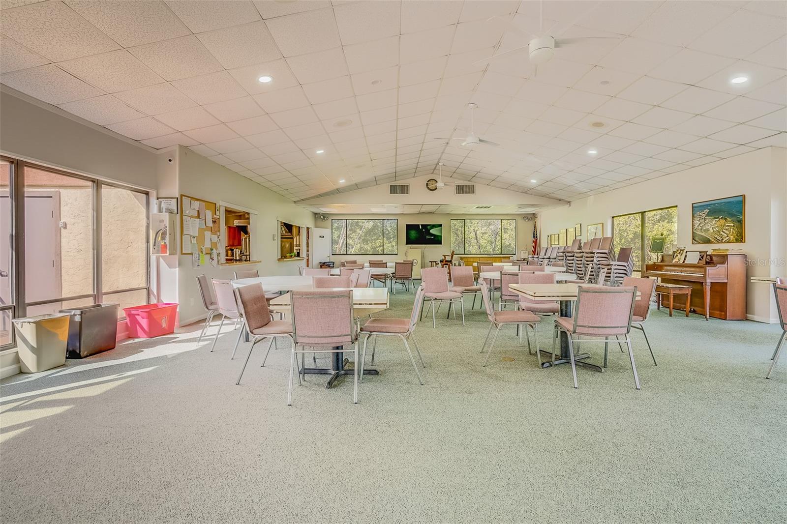 MEDITERRANEAN MANORS - Residential