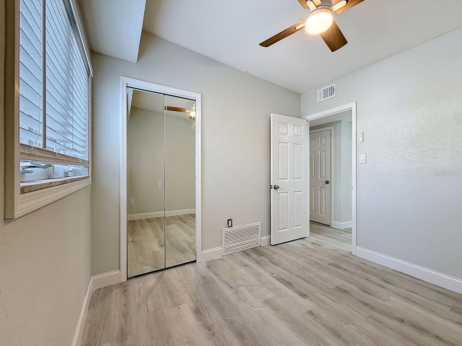 CRESTRIDGE 5TH ADD - Residential