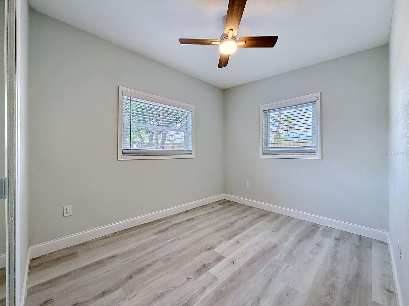 CRESTRIDGE 5TH ADD - Residential