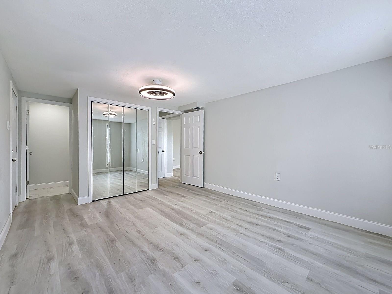 CRESTRIDGE 5TH ADD - Residential