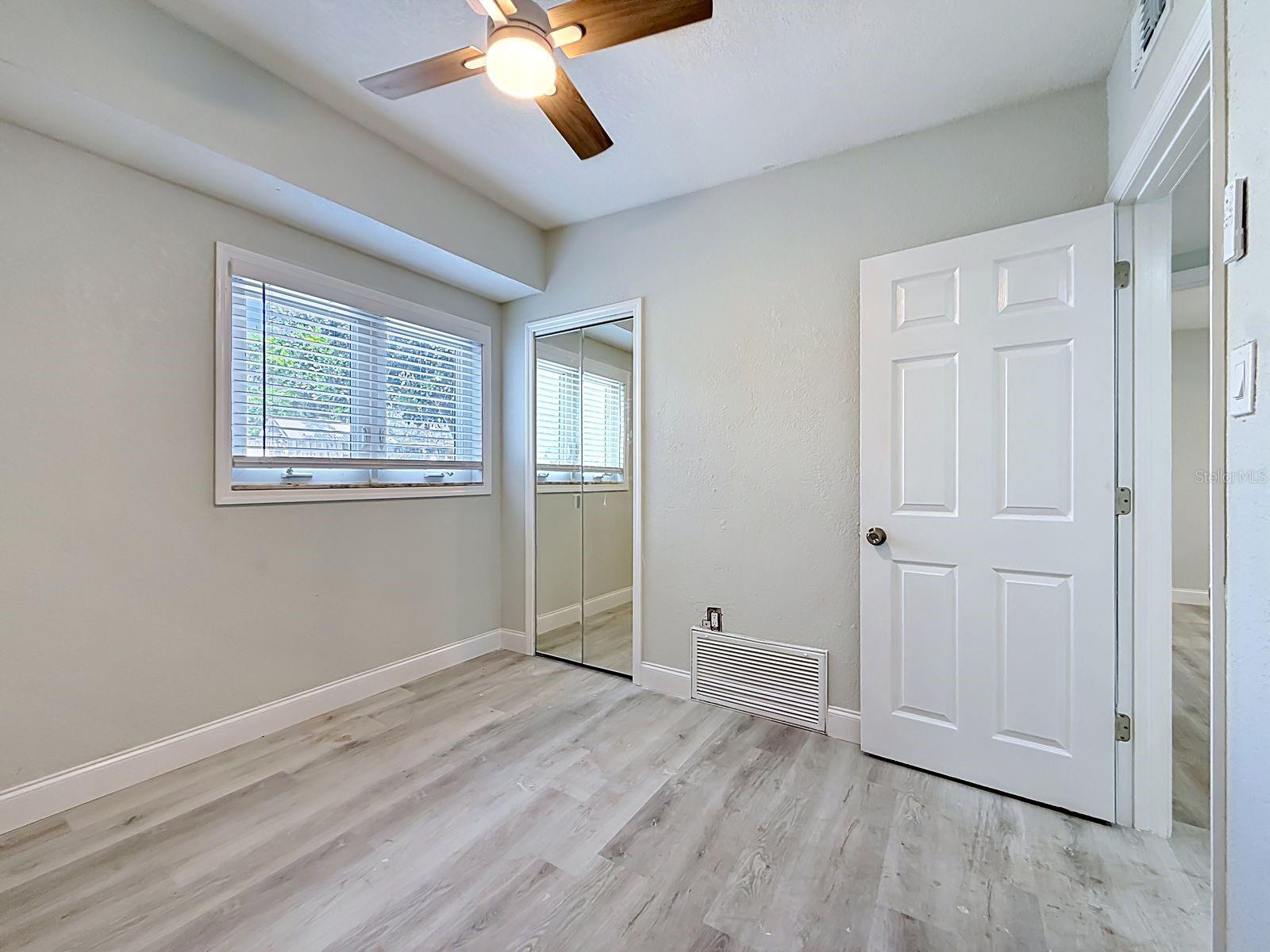 CRESTRIDGE 5TH ADD - Residential