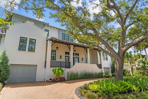 Photo of 55 Martinique Avenue, Tampa, FL 33606 (MLS # TB8527994)