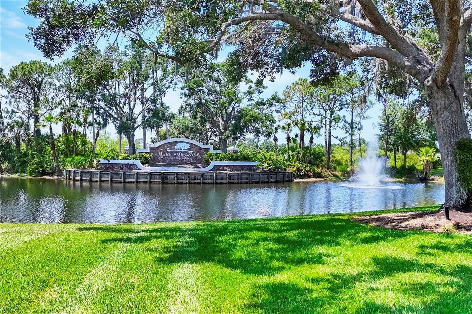 HERITAGE OAKS GOLF & COUNTRY CLUB - Residential