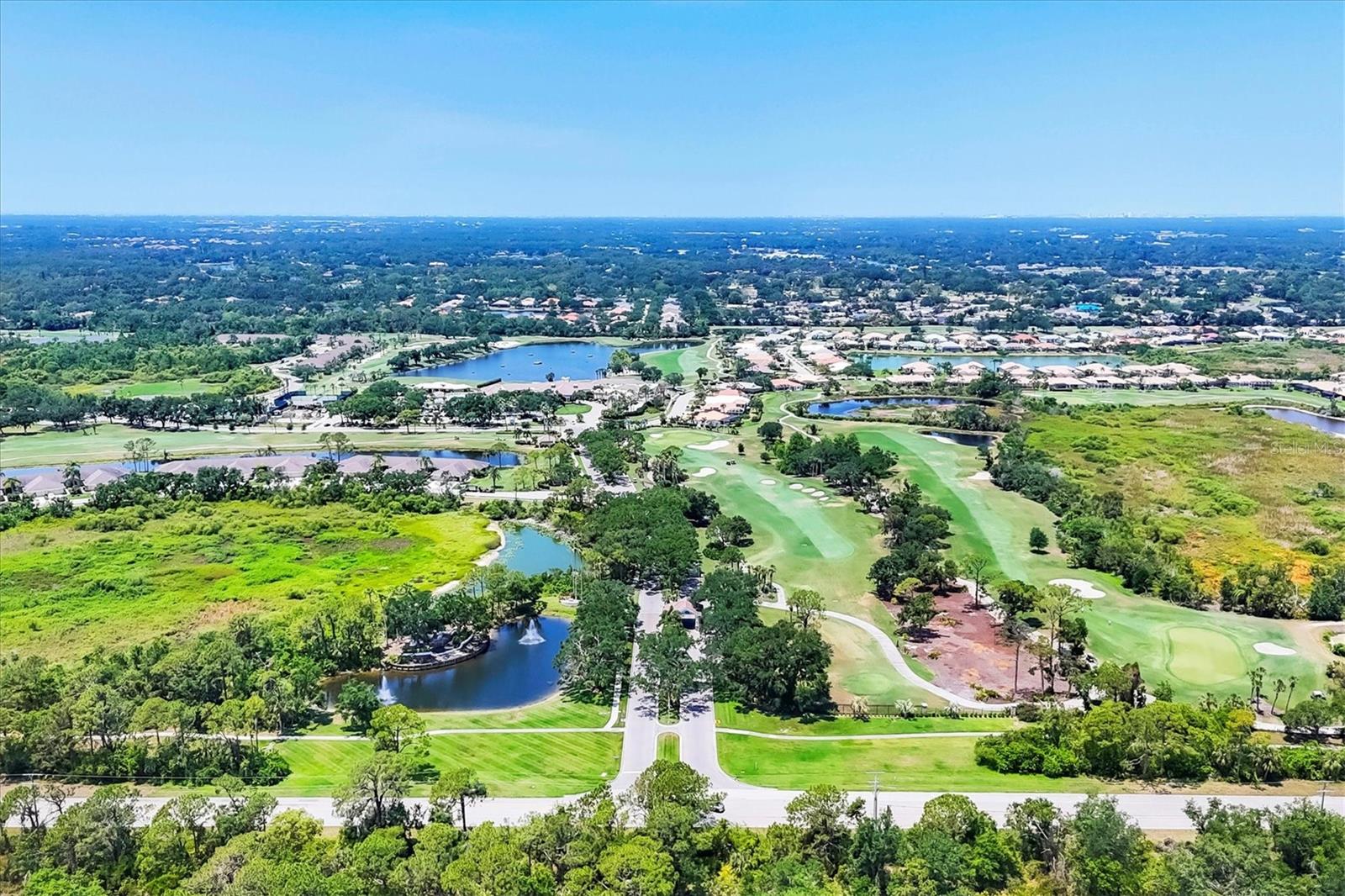 HERITAGE OAKS GOLF & COUNTRY CLUB - Residential
