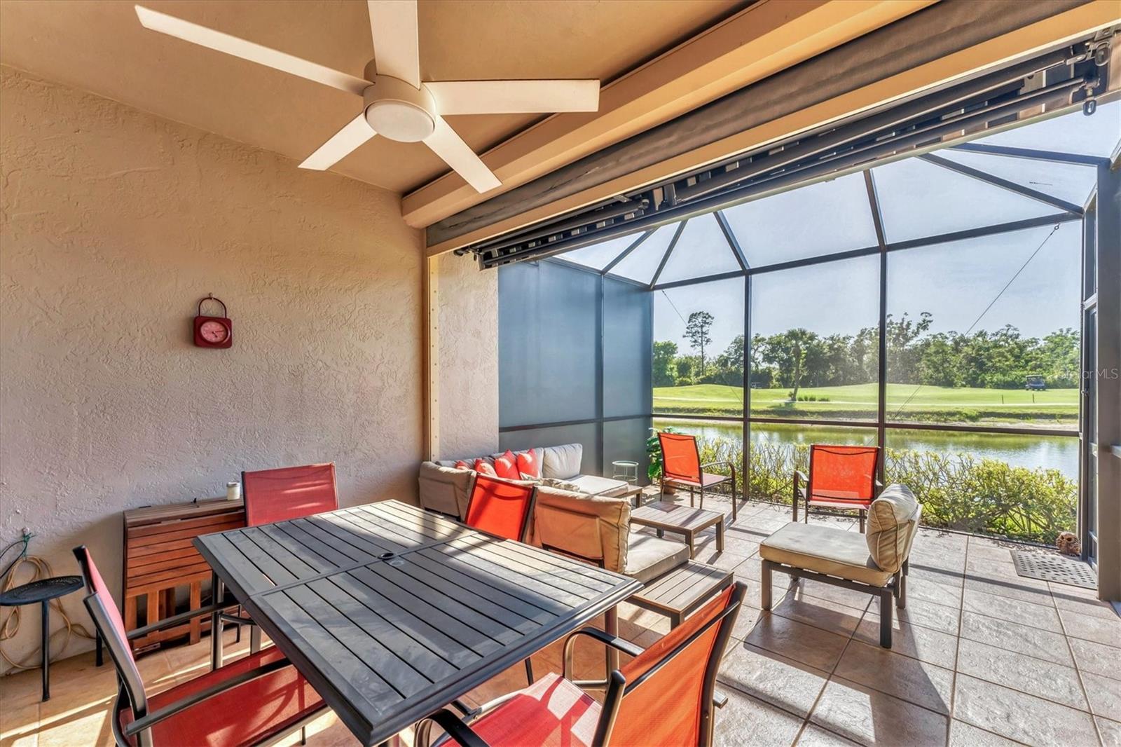 HERITAGE OAKS GOLF & COUNTRY CLUB - Residential