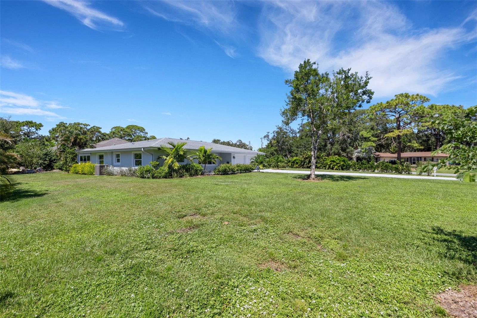 MARSHALL MANOR - Residential