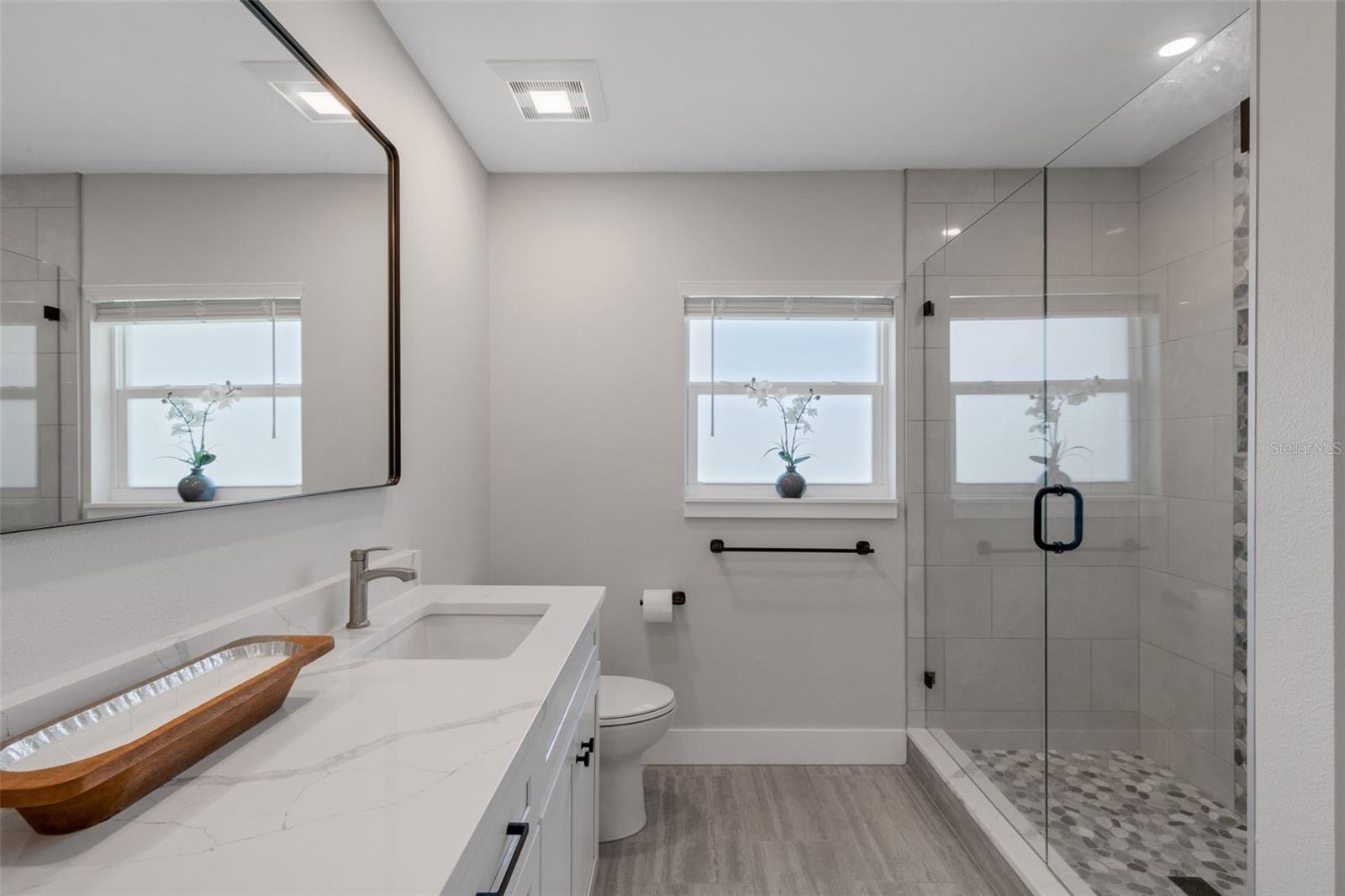 MARSHALL MANOR - Residential